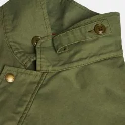 Manifattura Ceccarelli Alligator Vest Olive 9 Manifattura Ceccarelli Alligator Vest Olive -Vendite DONNA Manifattura Ceccarelli Alligator Vest Olive neck detail 670x882 1