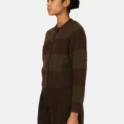 YMC Foxtail Alpace Cardigan Green Brown -Vendite DONNA YMC Foxtail Alpace Cardigan Green Brown model detail 670x882 1